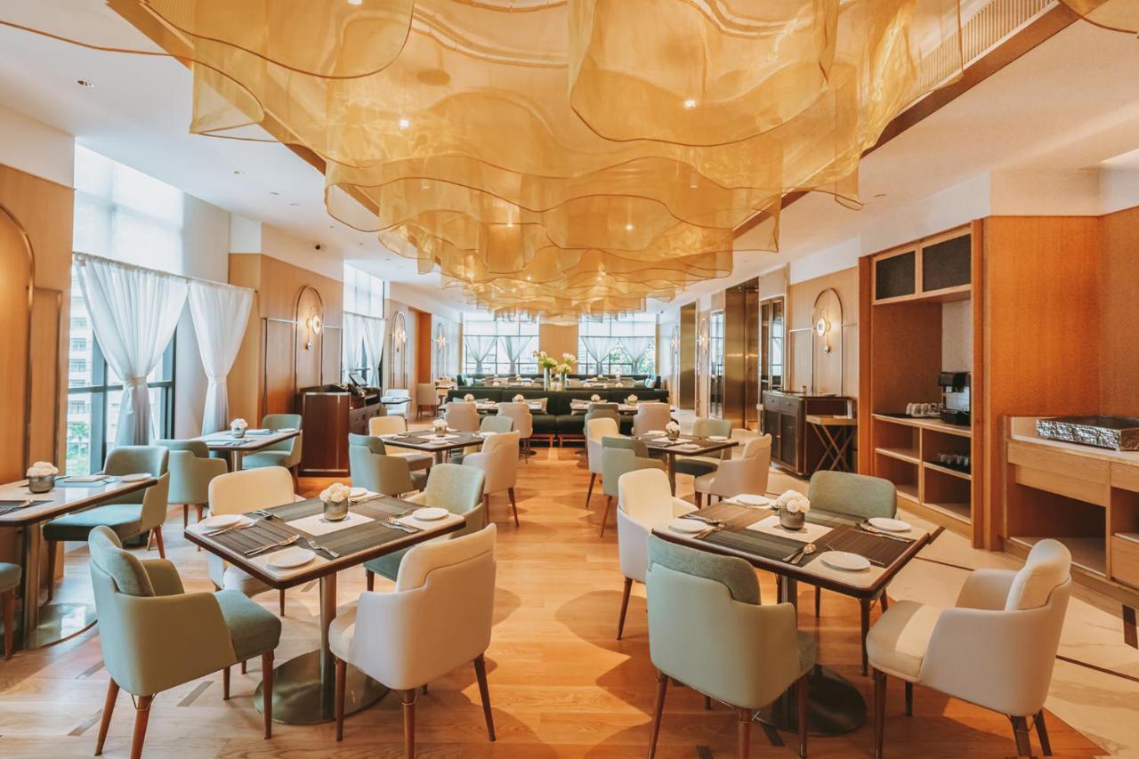 Silq Hotel & Residence Бангкок Екстер'єр фото The restaurant