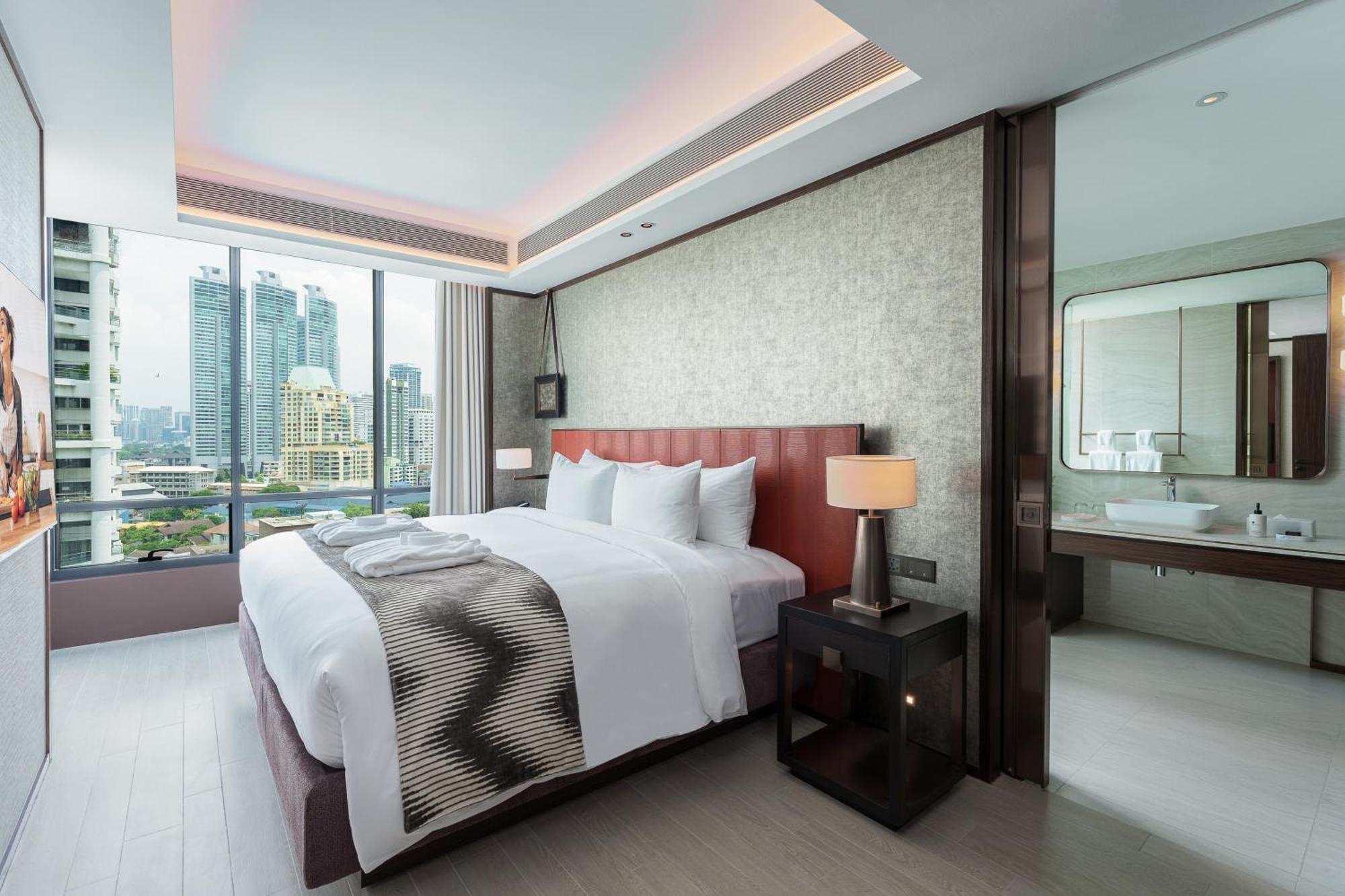 Silq Hotel & Residence Бангкок Номер фото Deluxe Suite